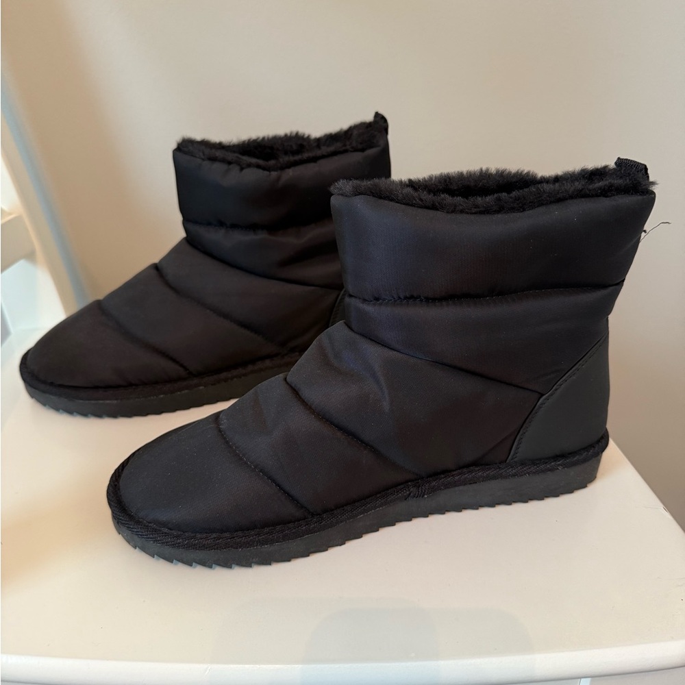 Primark - Cozy Black Women's Faux Fur Lined Water Resistant Winter Boots - US 8